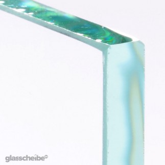 Kantenbearbeitung gesäumt